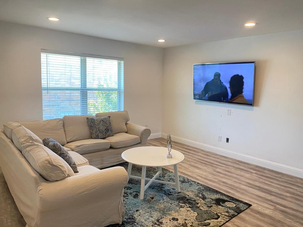 Lovely Updated 2 Bedroom With Pool Apartamento *